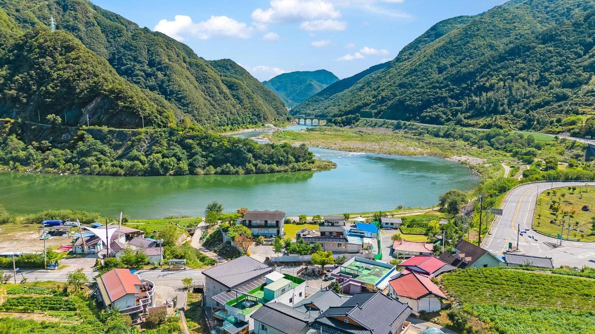 Yeongwol Gangeulpumeunsoo Pension Exterior photo